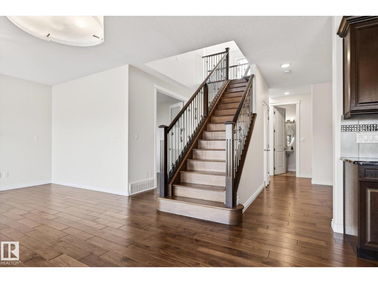 15856 13 Av Sw, Edmonton, Alberta  T6W 2N5 - Photo 27 - E4482356