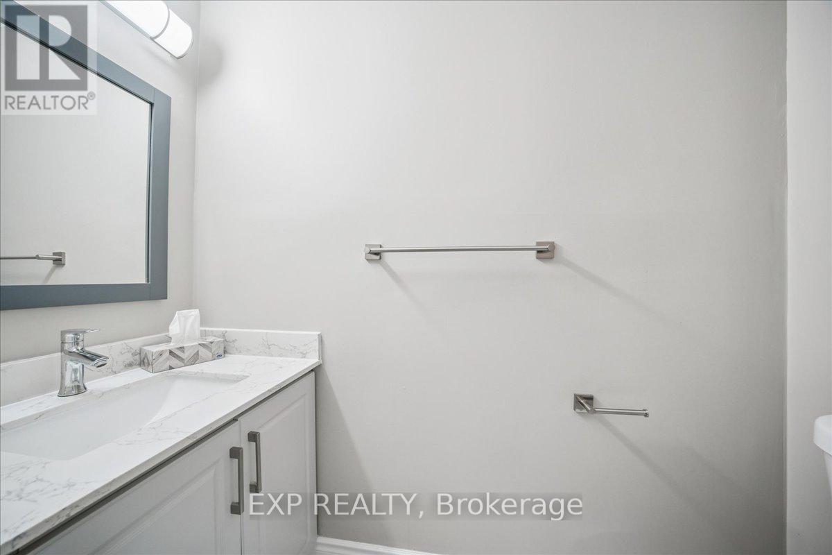 44 Newcastle Crescent, Brampton, Ontario  L6S 3Y8 - Photo 10 - W13001866