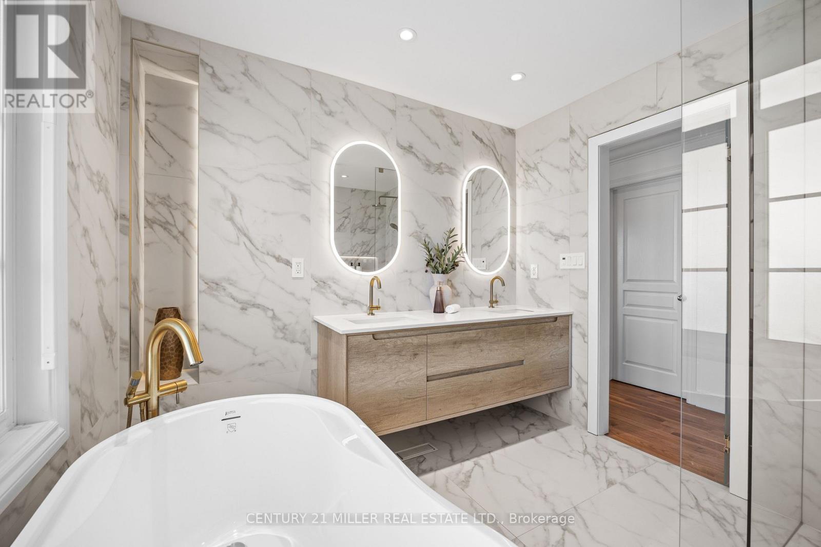 2252 Dewsbury Drive, Oakville, Ontario  L6M 0A6 - Photo 23 - W13001882