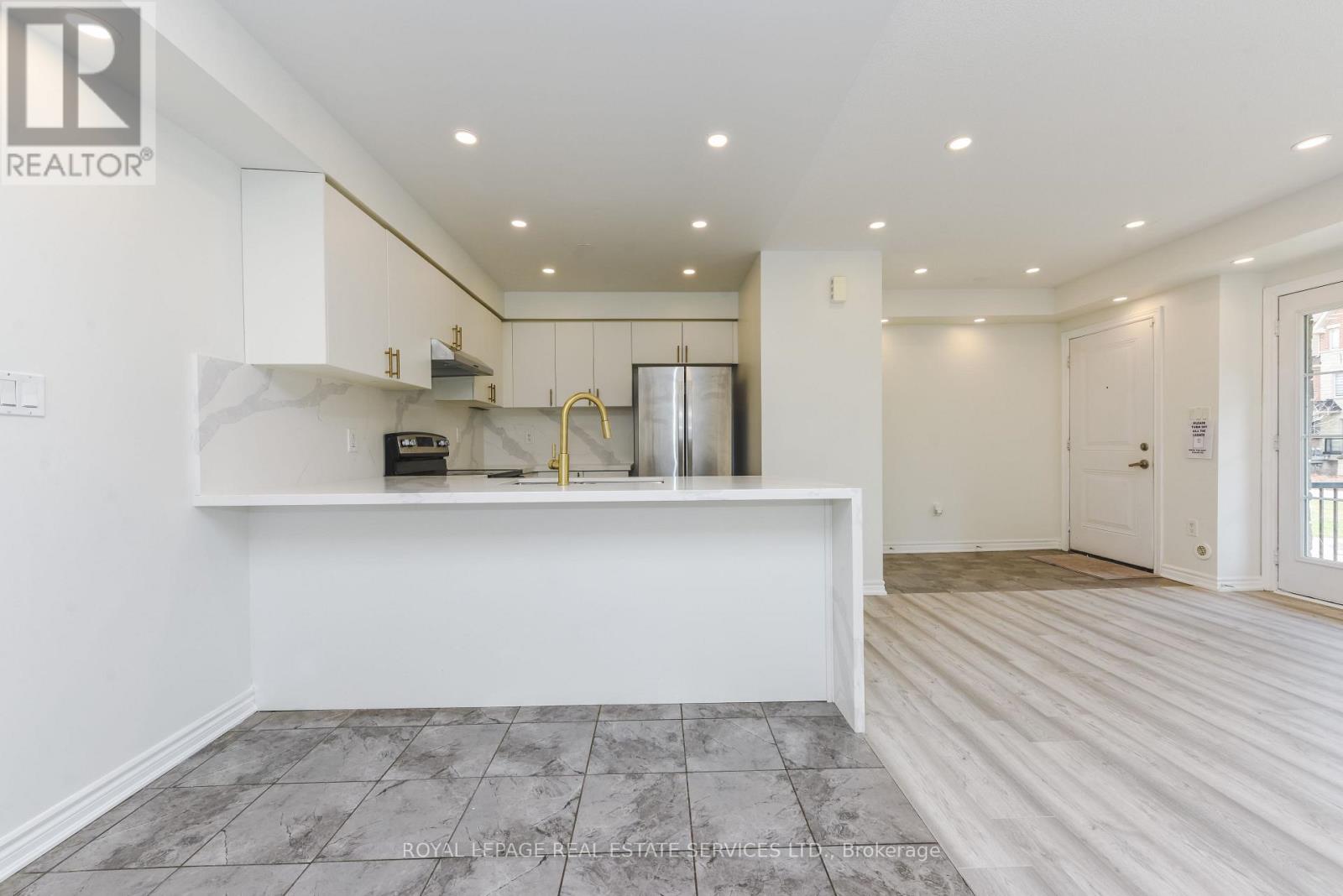 153 - 200 Veterans Drive, Brampton, Ontario  L7A 5K7 - Photo 11 - W13001888