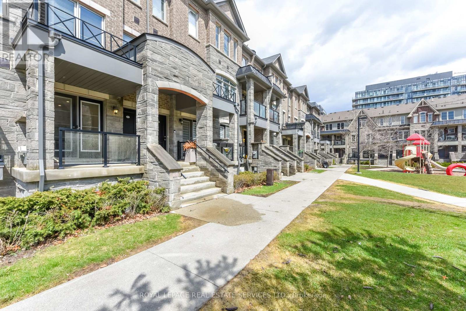 153 - 200 Veterans Drive, Brampton, Ontario  L7A 5K7 - Photo 5 - W13001888