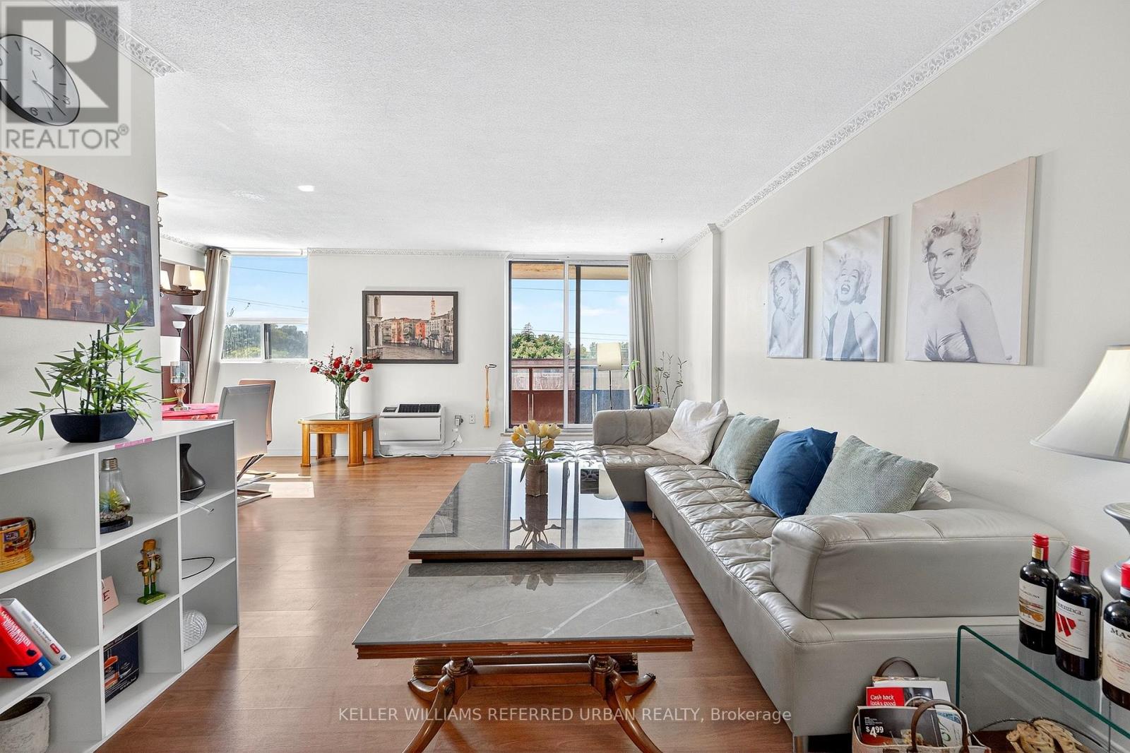 401 - 1881 Jane Street, Toronto, Ontario  M9N 3S7 - Photo 4 - W13001890