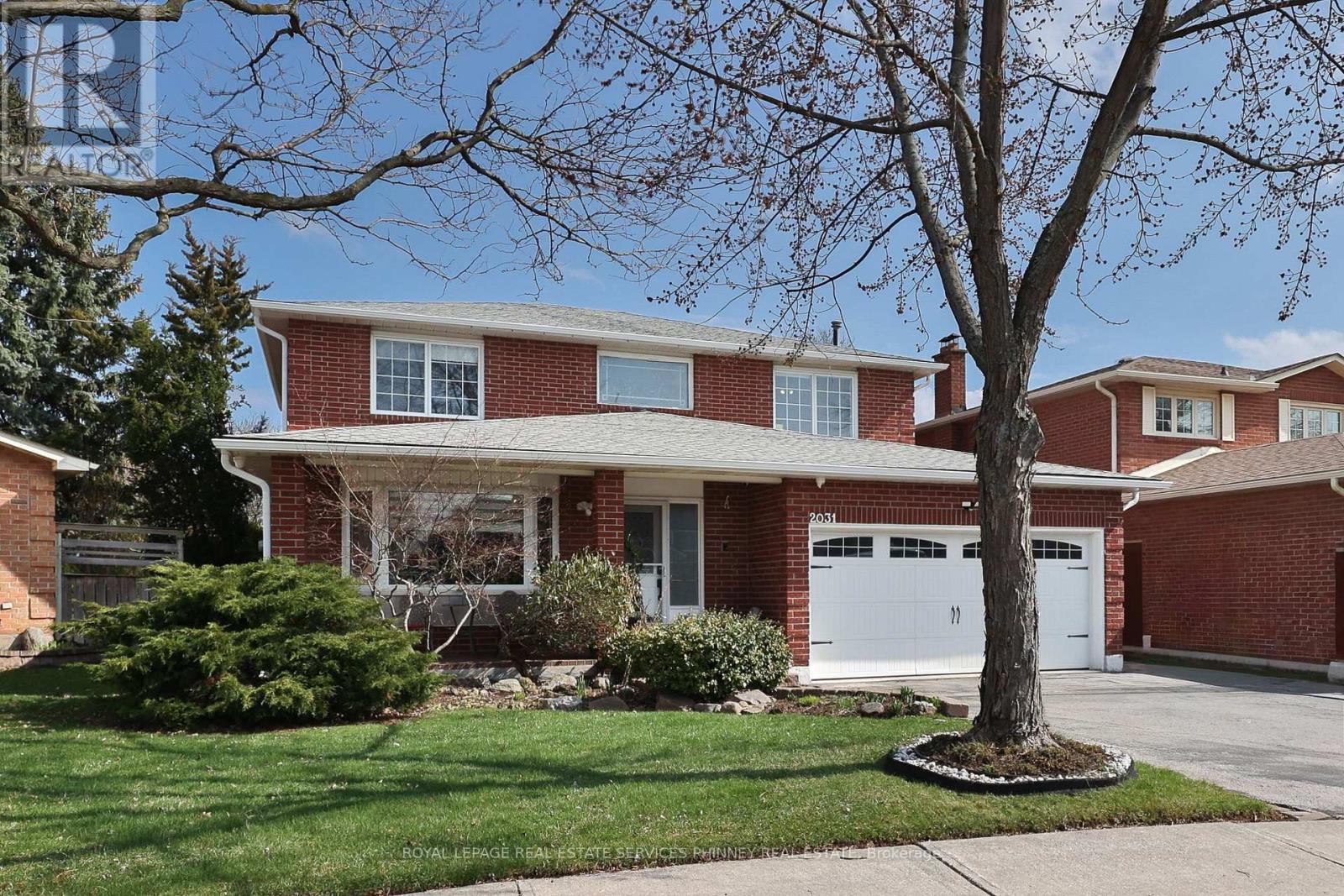 2031 PEN STREET, Oakville, Ontario