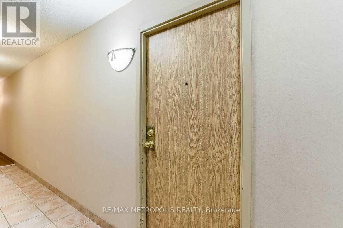 1118 - 35 Trailwood Drive, Mississauga, Ontario  L4Z 3L6 - Photo 6 - W13001948