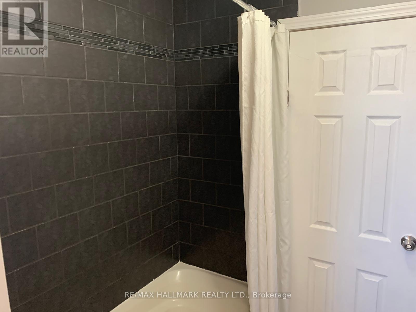 Main - 70 Rockwell Avenue, Toronto, Ontario  M6N 1N6 - Photo 18 - W13001962