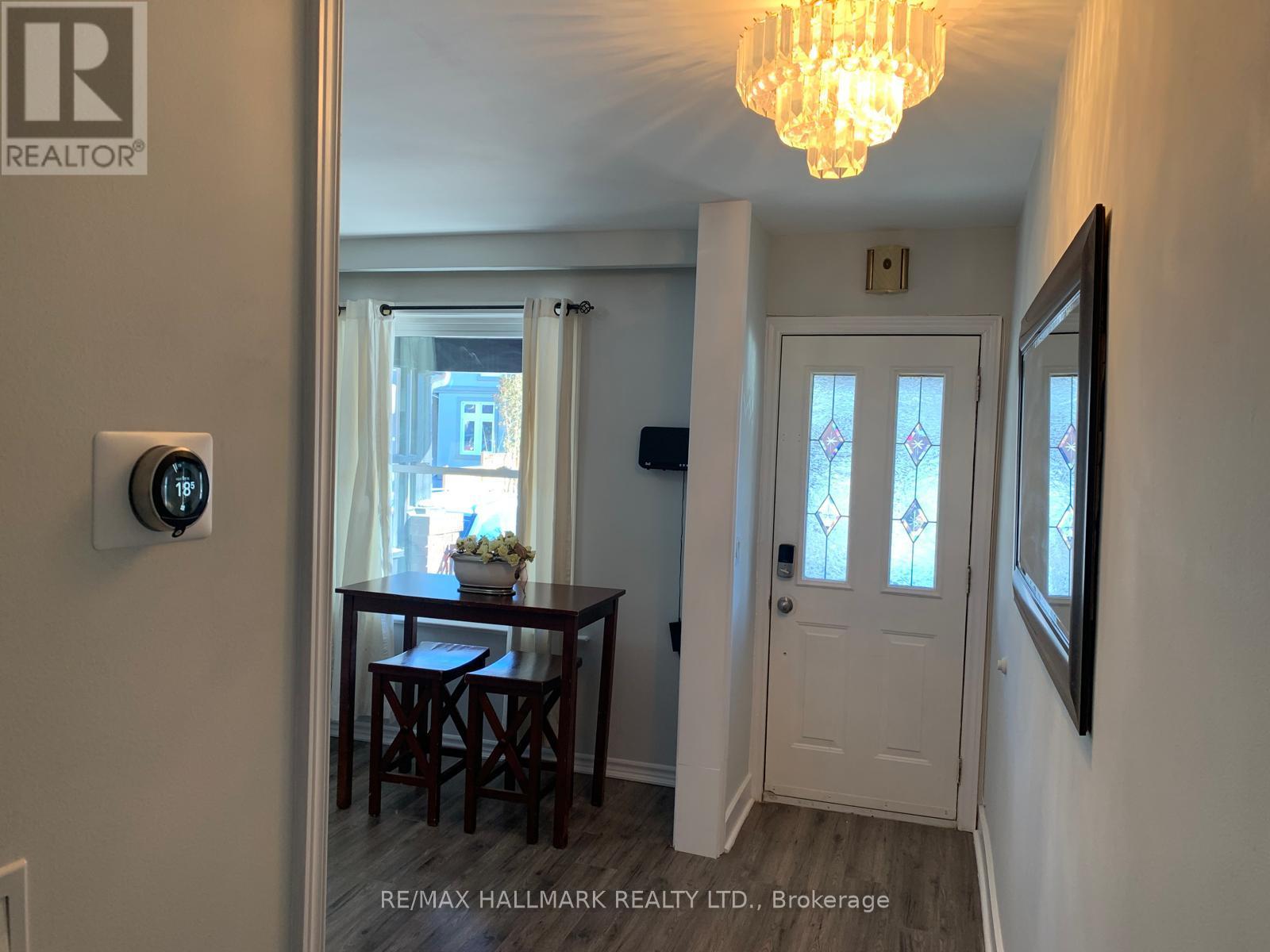 Main - 70 Rockwell Avenue, Toronto, Ontario  M6N 1N6 - Photo 3 - W13001962