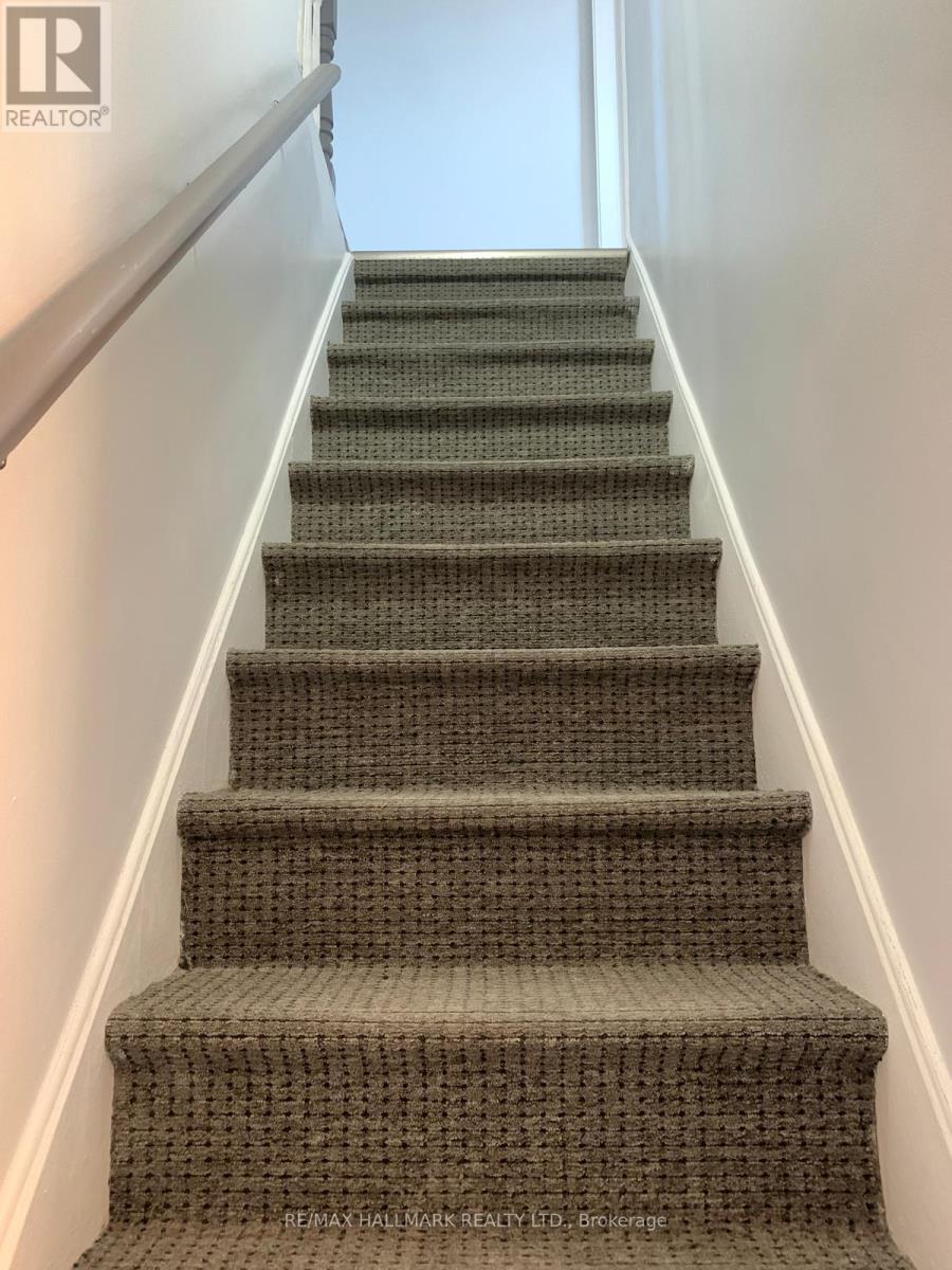 Main - 70 Rockwell Avenue, Toronto, Ontario  M6N 1N6 - Photo 8 - W13001962