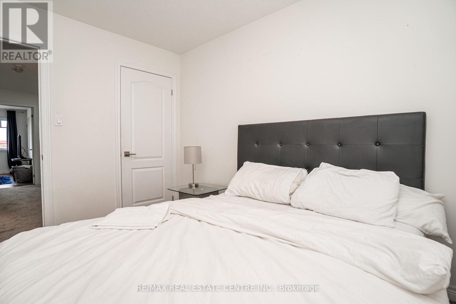 11 Winterton Court, Orangeville, Ontario L9W 7N5 - Photo 24 - W13002026