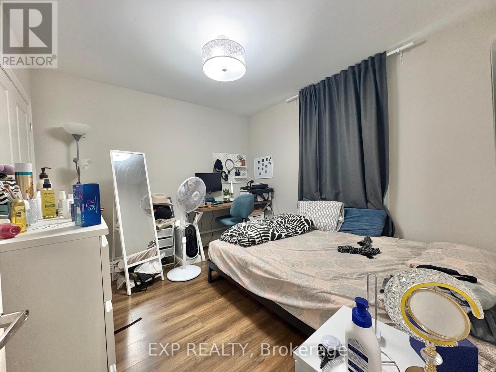 104 - 5 Paisley Boulevard E, Mississauga, Ontario  L6A 1P3 - Photo 5 - W13002034