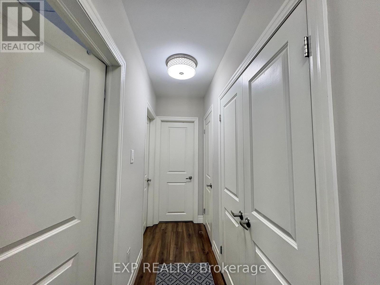 104 - 5 Paisley Boulevard E, Mississauga, Ontario  L6A 1P3 - Photo 7 - W13002034