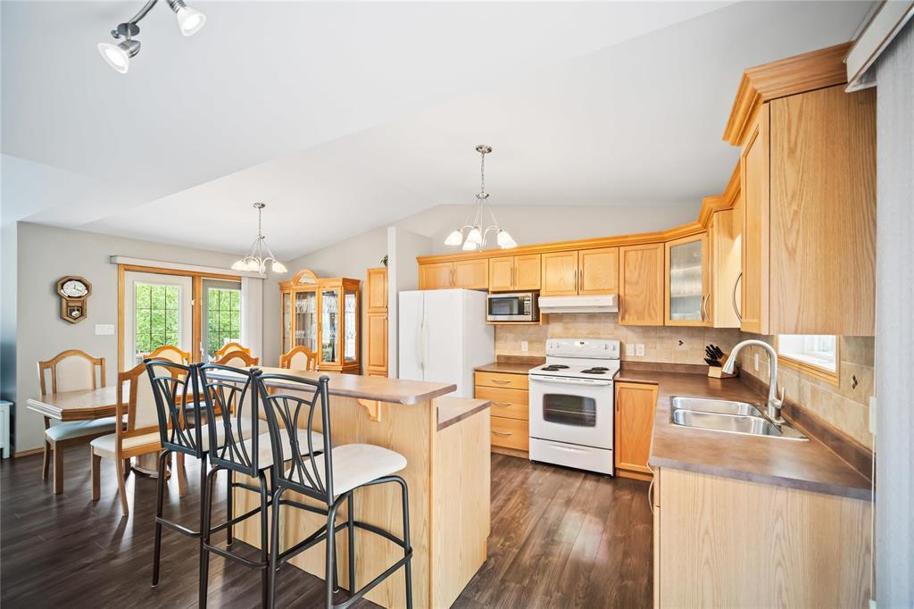 2 Block 18 Road, Falcon Lake, Manitoba  R0E 0N0 - Photo 15 - 202607364