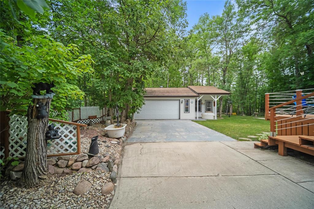 2 Block 18 Road, Falcon Lake, Manitoba  R0E 0N0 - Photo 3 - 202607364