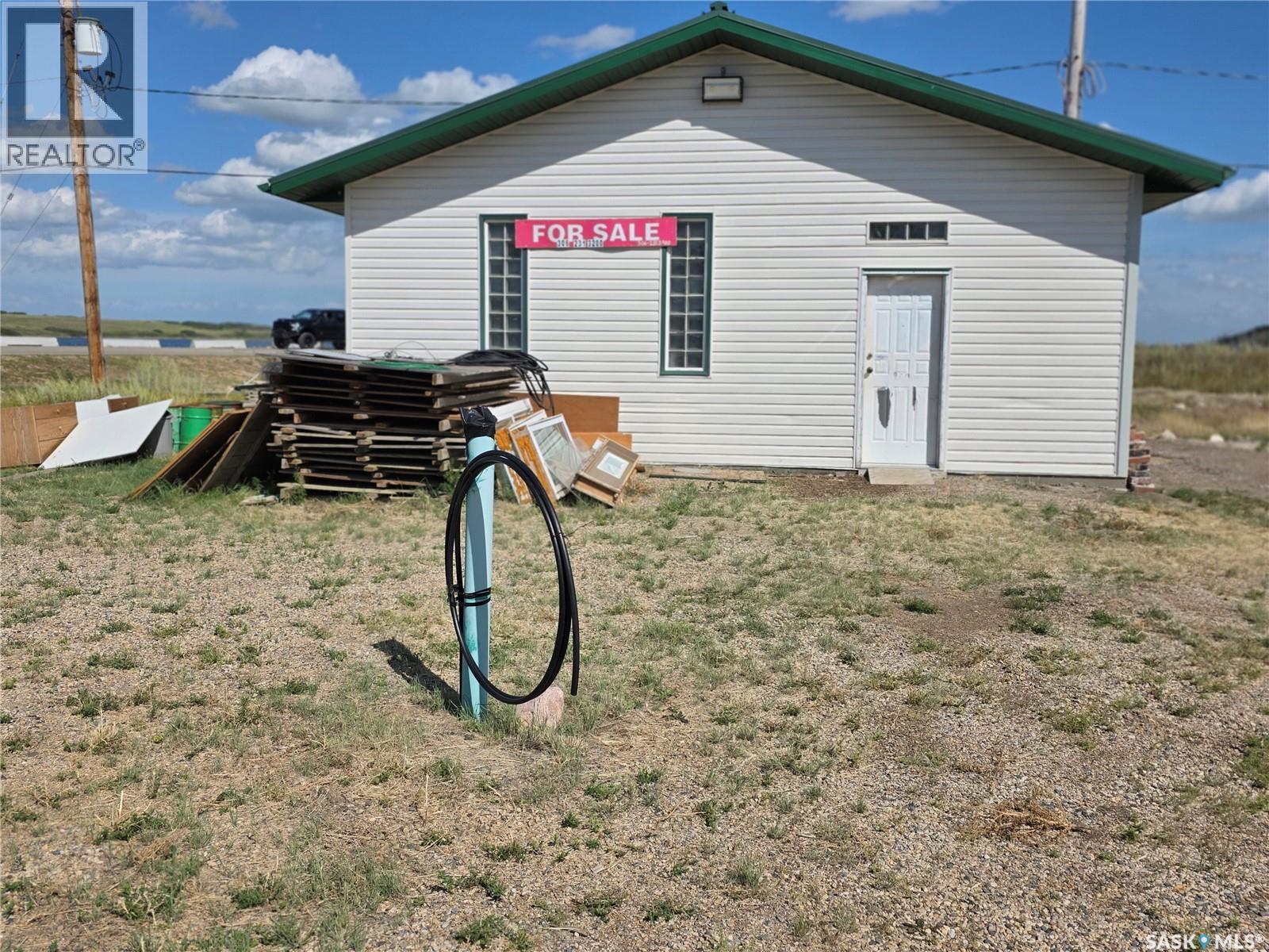 101 Jean Street E, Manitou Beach, Saskatchewan  S0K 4T1 - Photo 2 - SK033001