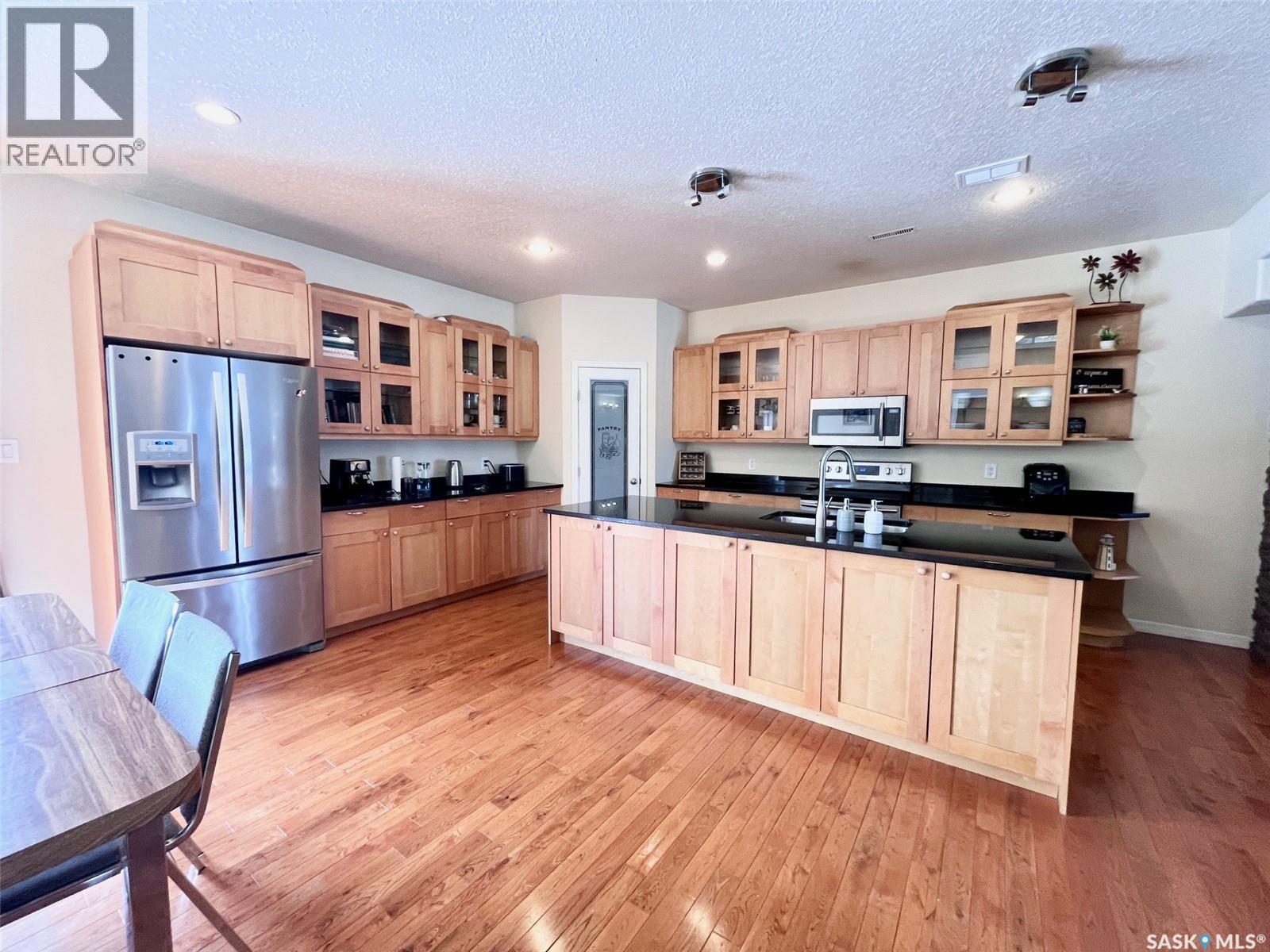 2 211 20th Street W, Prince Albert, Saskatchewan  S6V 4G5 - Photo 5 - SK032991