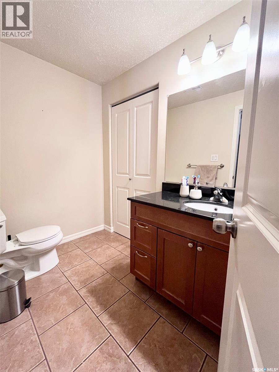 2 211 20th Street W, Prince Albert, Saskatchewan  S6V 4G5 - Photo 9 - SK032991