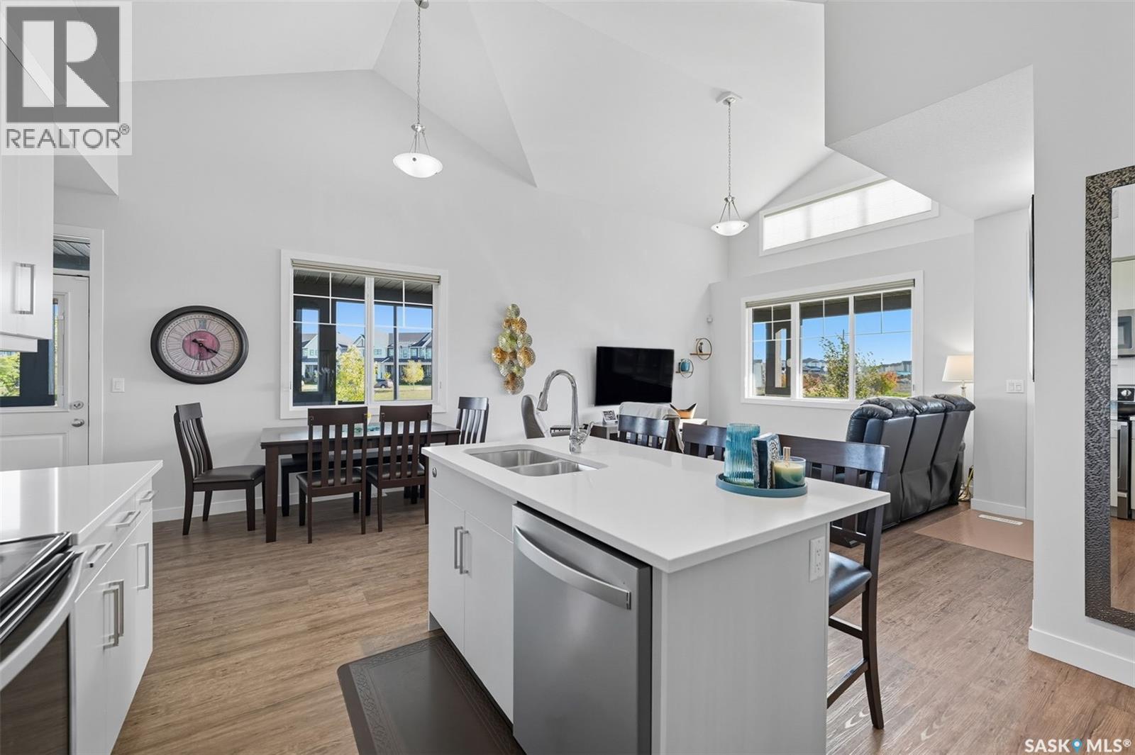 687 Secord Bend, Saskatoon, Saskatchewan  S7V 0M7 - Photo 10 - SK032957