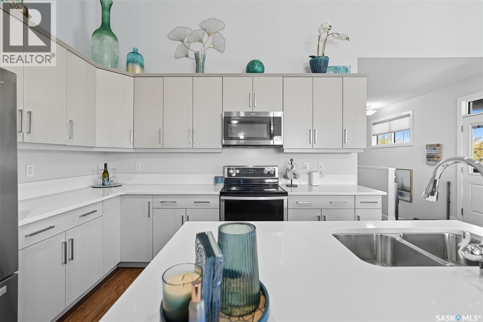 687 Secord Bend, Saskatoon, Saskatchewan  S7V 0M7 - Photo 9 - SK032957