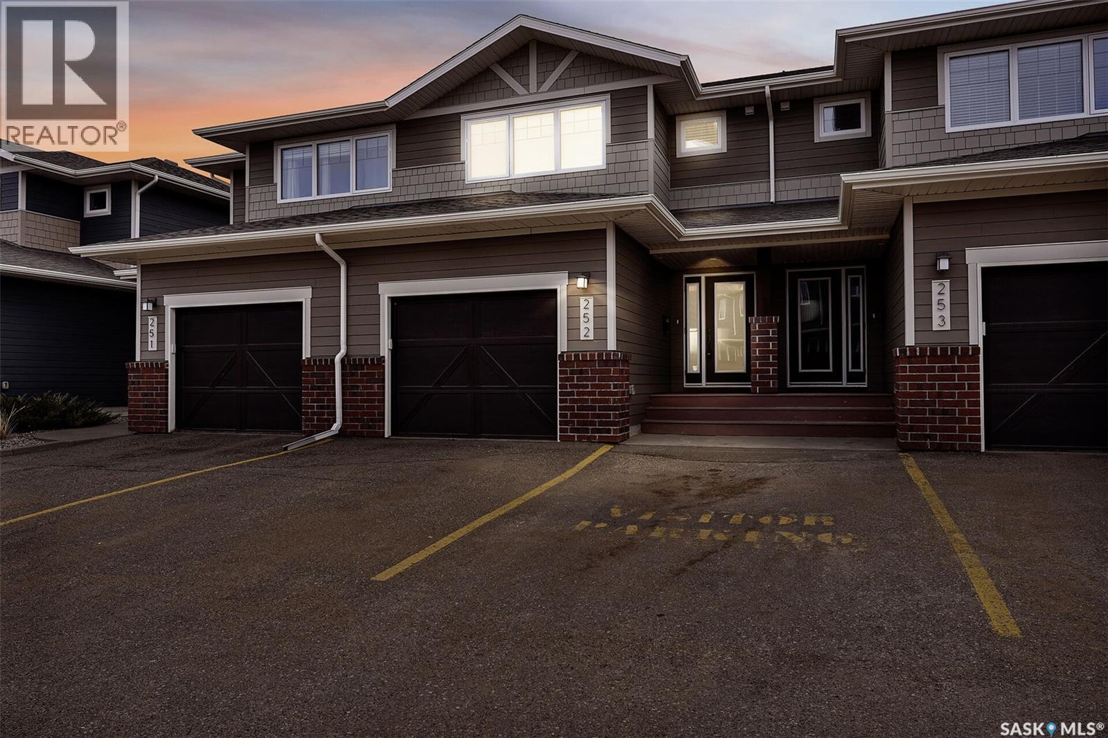 252 4002 Sandhill Crescent, Regina, Saskatchewan  S4V 3J1 - Photo 3 - SK032951