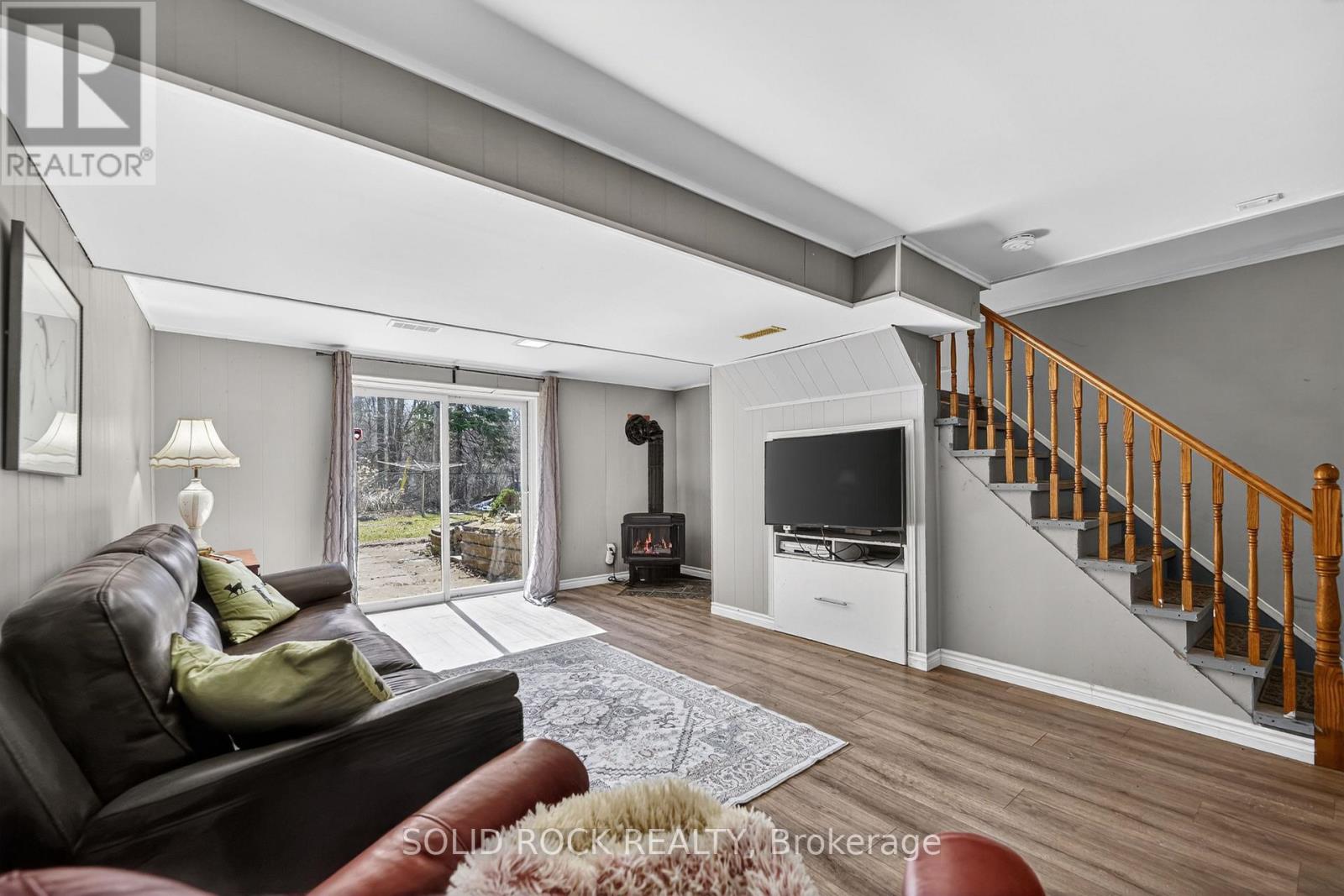 209 Reynolds Drive E, Brockville, Ontario  K6V 1X8 - Photo 33 - X12980814