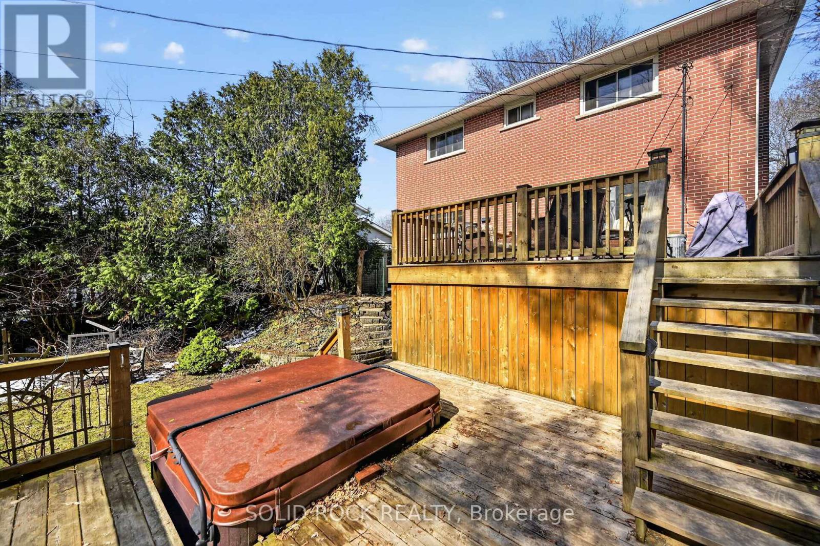 209 Reynolds Drive E, Brockville, Ontario  K6V 1X8 - Photo 8 - X12980814