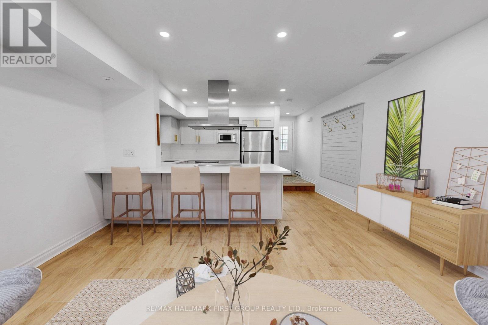 113 - 40 Merchant Lane, Toronto, Ontario  M6P 4J6 - Photo 3 - C12999860