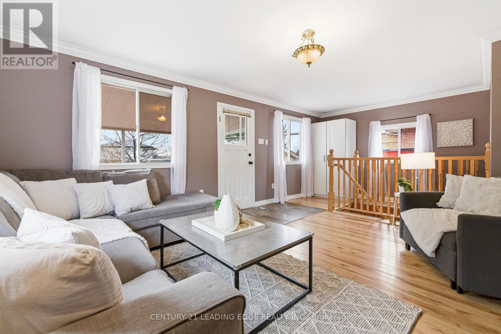 347 Nipigon Street, Oshawa, Ontario  L1J 4P1 - Photo 9 - E12997868