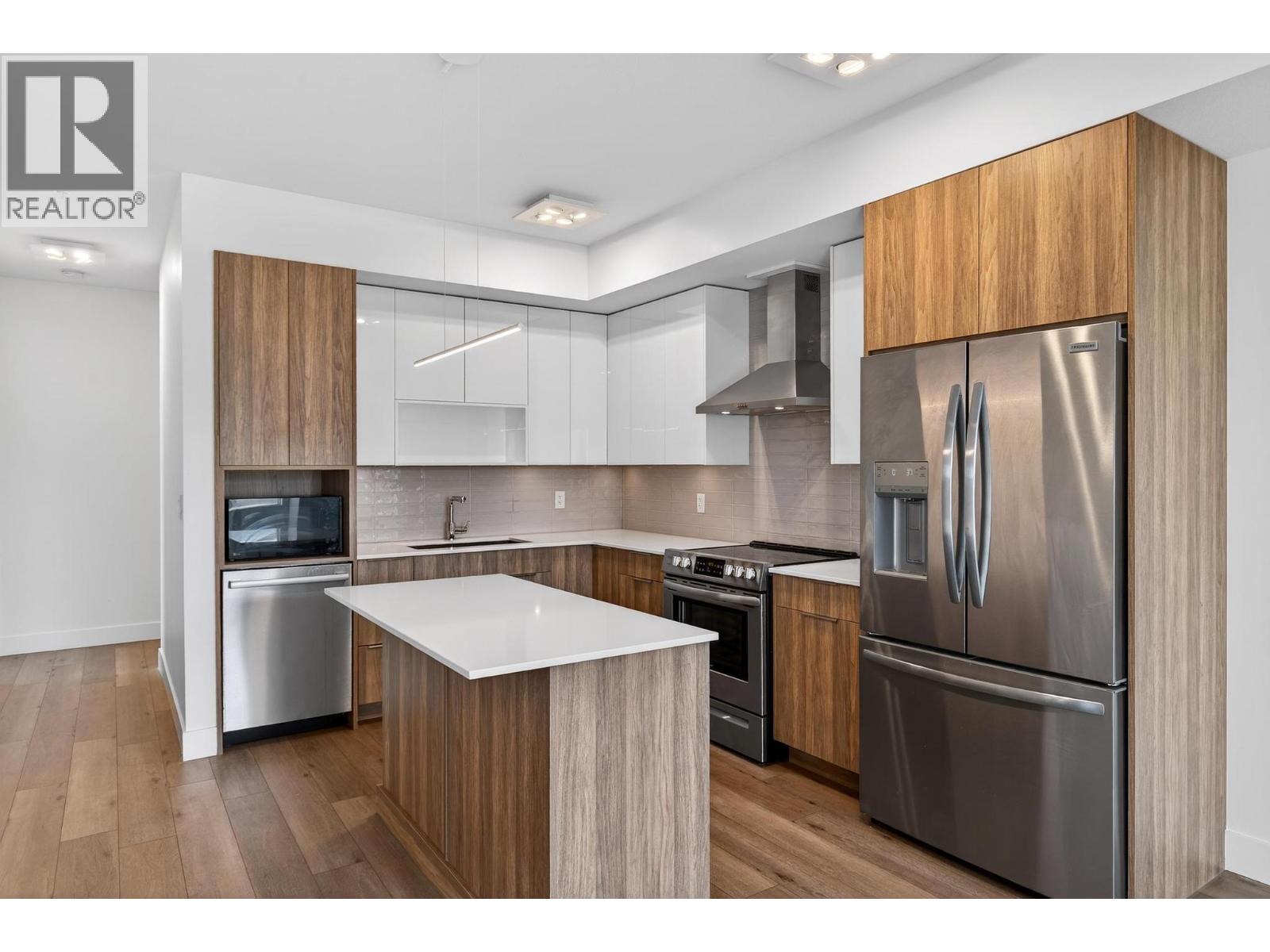 3642 Mission Springs Drive Unit# 302, Kelowna, British Columbia  V1W 0E1 - Photo 3 - 10381979