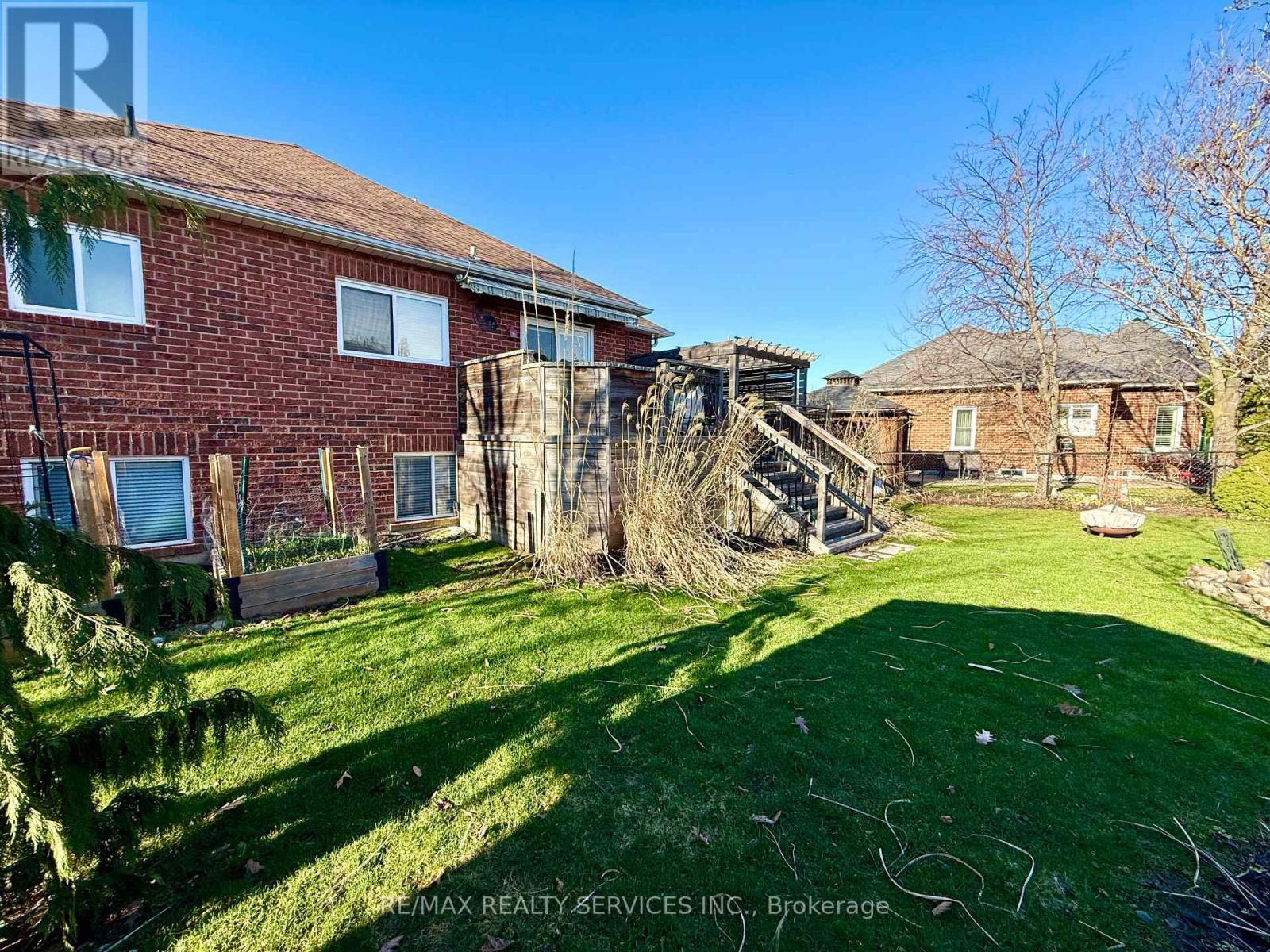 4 Valleybrae Court, Caledon, Ontario  L7C 1B8 - Photo 34 - W12846924