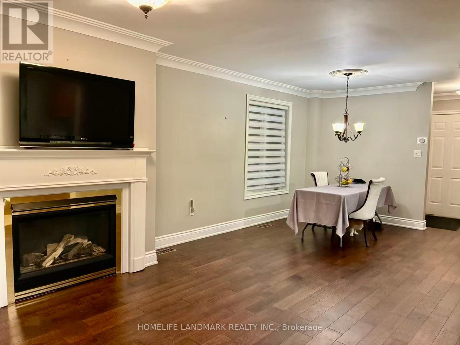 2066 Shady Glen Road, Oakville, Ontario  L6M 3P1 - Photo 11 - W12933772