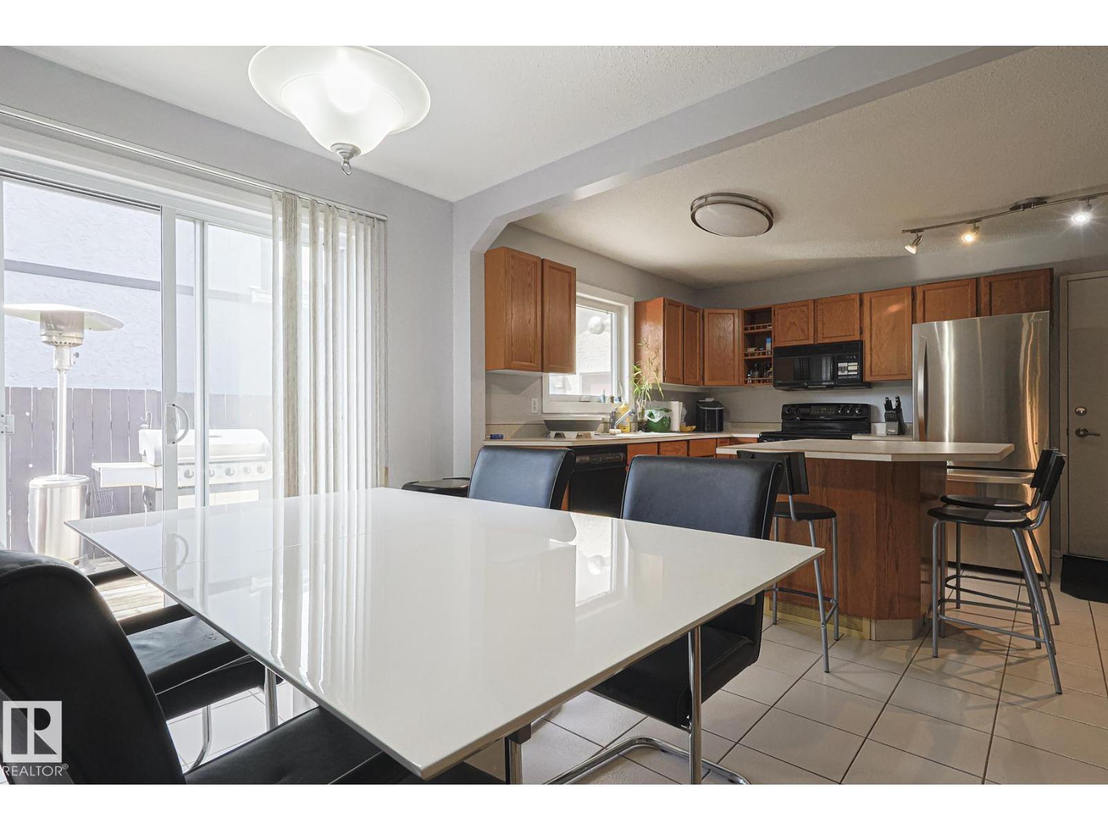 10439 16 Av Nw, Edmonton, Alberta  T6J 5T1 - Photo 7 - E4482342