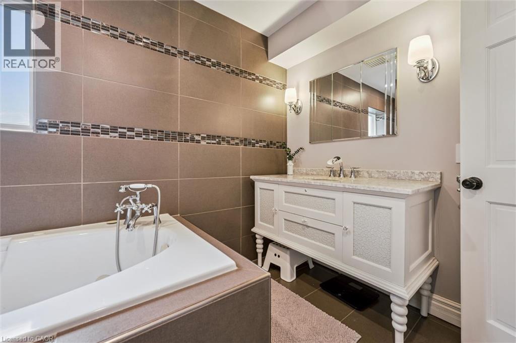 16 Hampton Street, Elmira, Ontario  N3B 1X9 - Photo 18 - 40819618