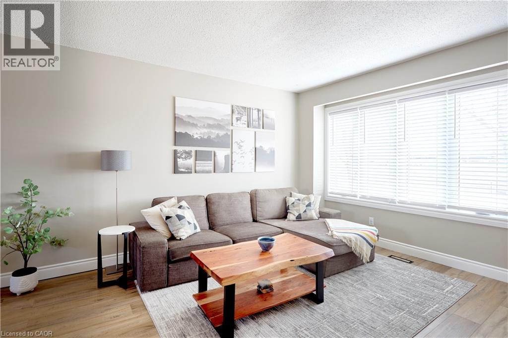 46 Cedarwoods Crescent Unit# 27, Kitchener, Ontario  N2C 2L7 - Photo 2 - 40820820