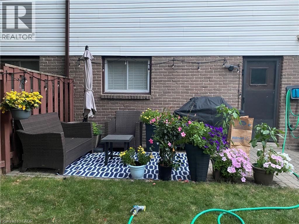 46 Cedarwoods Crescent Unit# 27, Kitchener, Ontario  N2C 2L7 - Photo 24 - 40820820