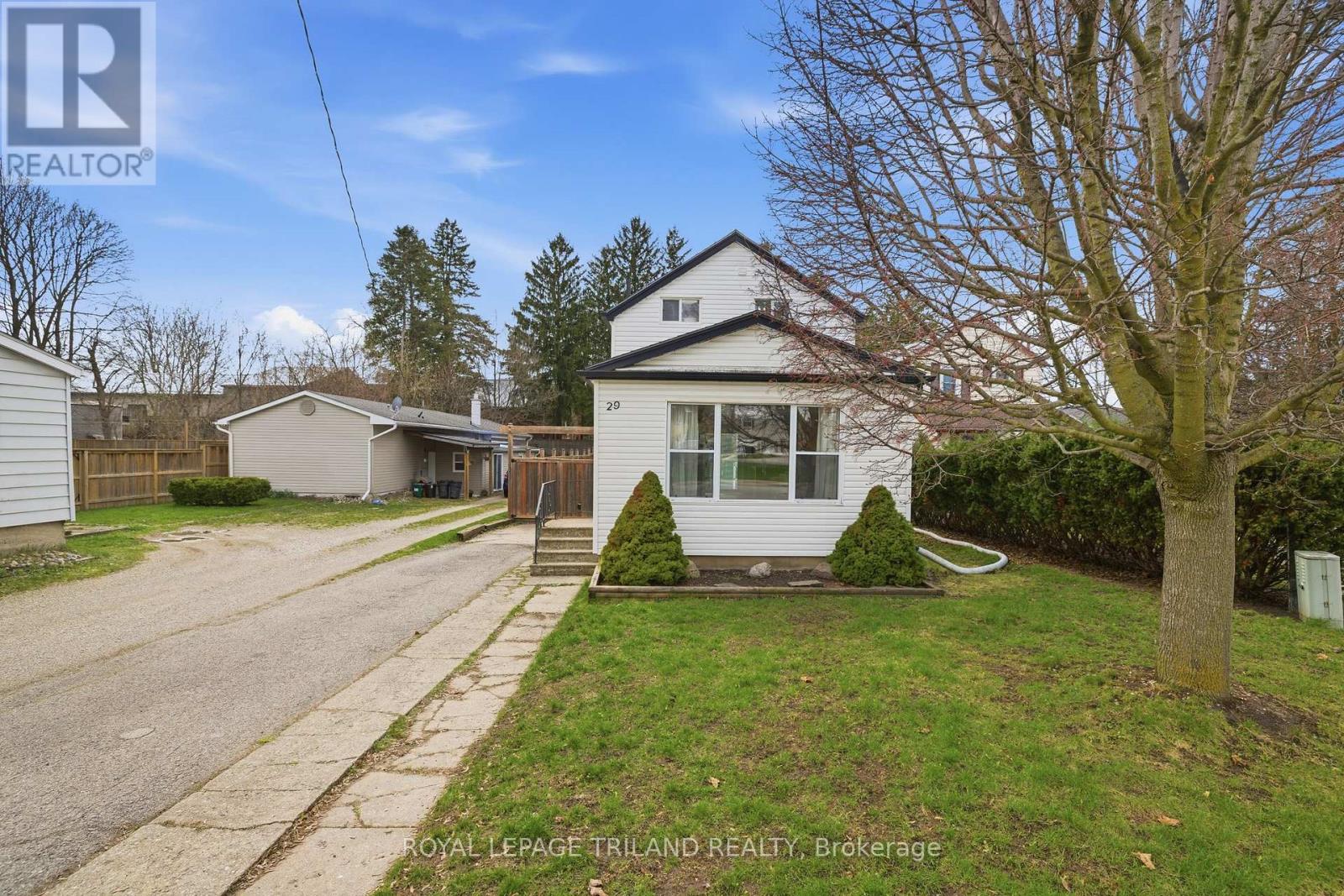 29 Marlboro Street, Woodstock, Ontario  N4S 7E3 - Photo 2 - X13002242