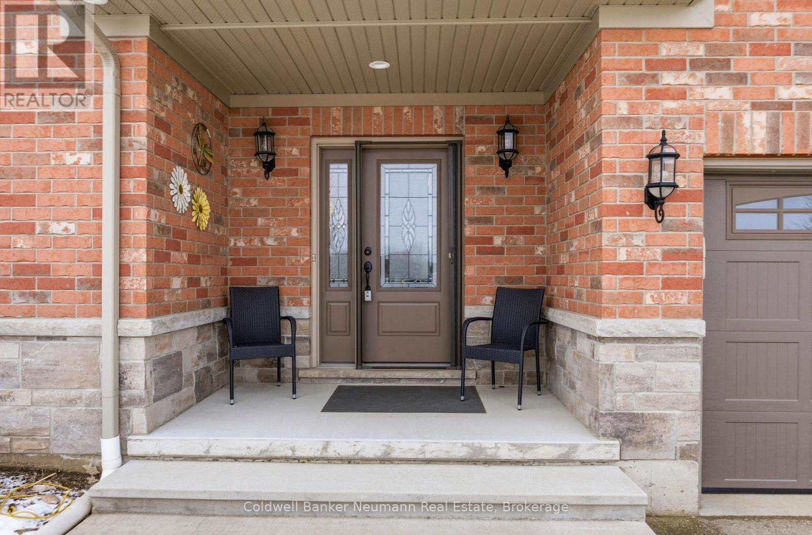 12 Brown Street S, Minto, Ontario  N0G 1M0 - Photo 2 - X12918044