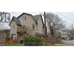 107 OTTER CRESCENT, Toronto, Ontario