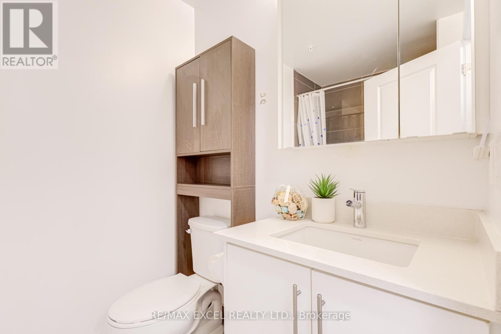 1006 - 85 Oneida Crescent, Richmond Hill, Ontario  L4B 0H4 - Photo 12 - N12905374