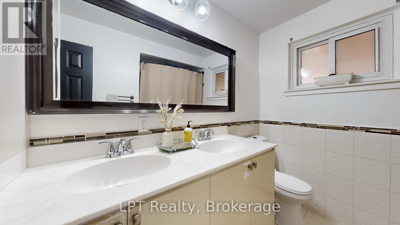 23 Gorsey Square, Toronto, Ontario  M1B 1A6 - Photo 13 - E13002056