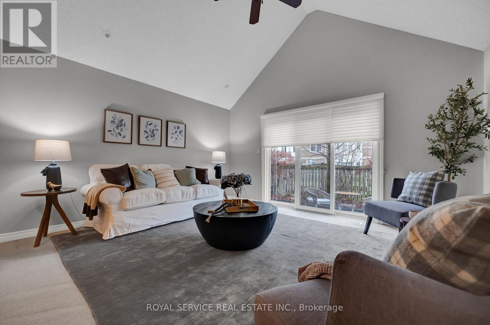 5 - 350 Lakebreeze Drive, Clarington, Ontario  L1B 0A2 - Photo 3 - E13002128