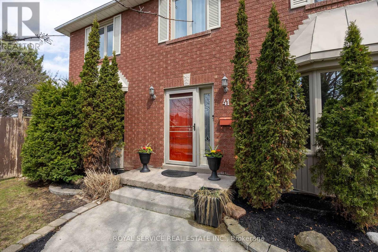 41 Apple Blossom Boulevard, Clarington, Ontario  L1C 4L9 - Photo 5 - E13002150