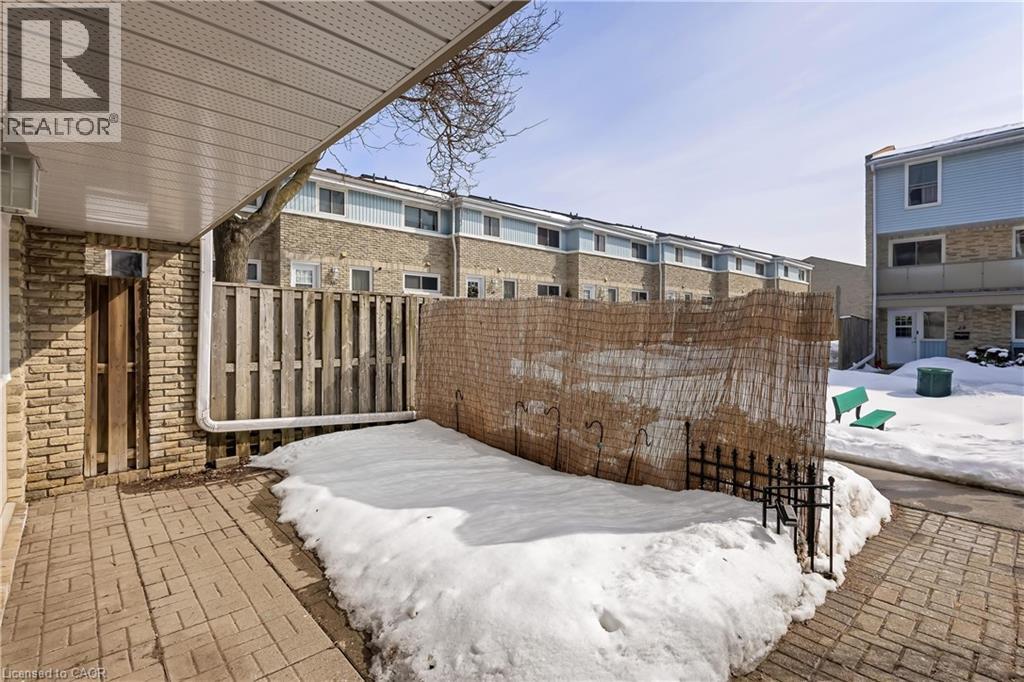 35 Breckenridge Drive Unit# 28, Kitchener, Ontario  N2B 3H5 - Photo 5 - 40818963