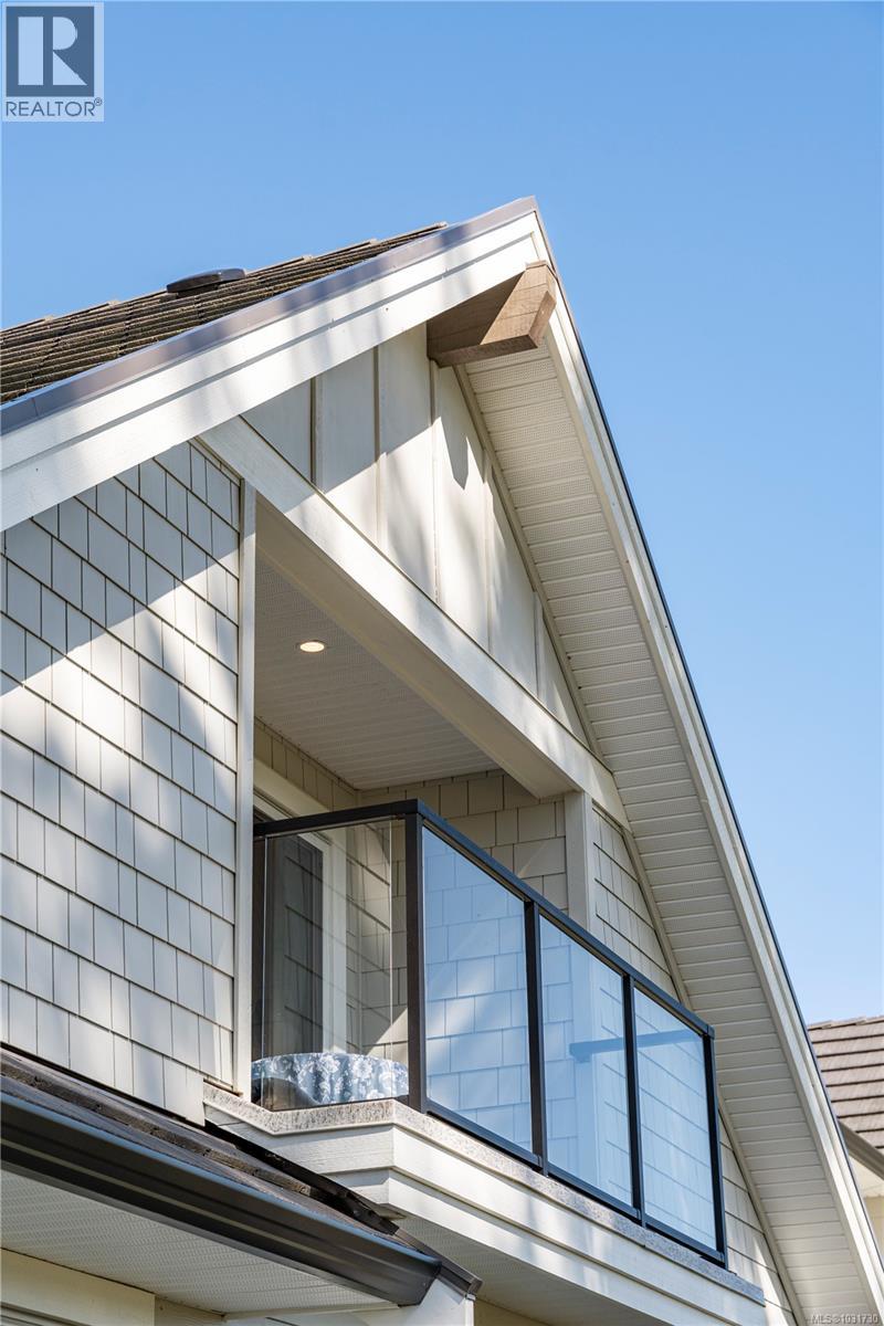 145 1444 Crown Isle Dr, Courtenay, British Columbia  V9N 0B8 - Photo 28 - 1031730