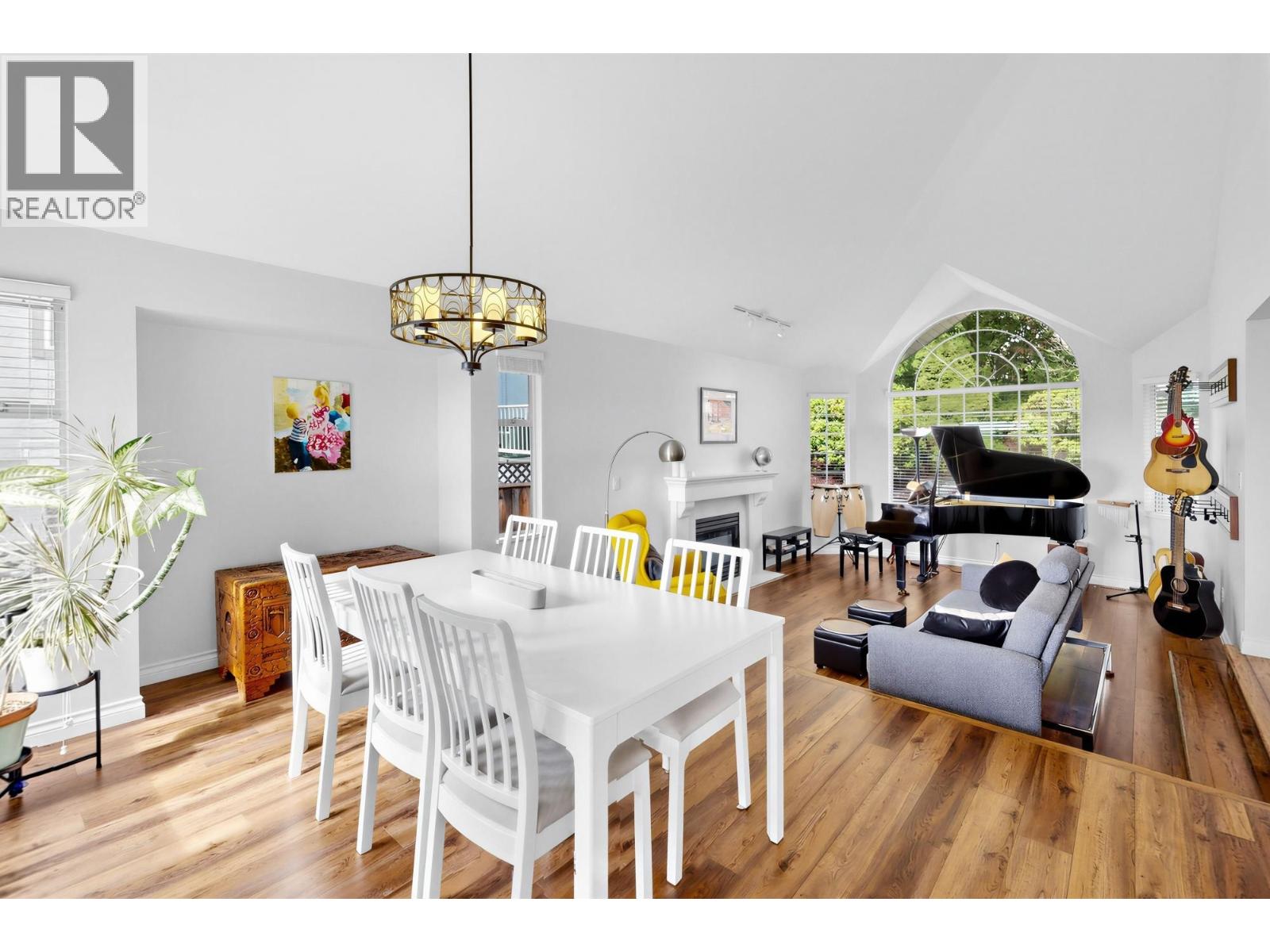 2972 Robson Drive, Coquitlam, British Columbia  V3E 2T1 - Photo 8 - R3111706