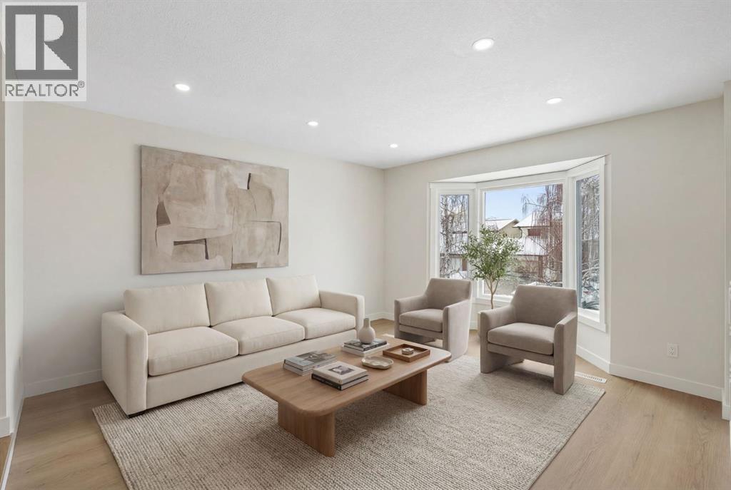 24 Hawkwood Crescent Nw, Calgary, Alberta  T3G 1X5 - Photo 5 - A2295538