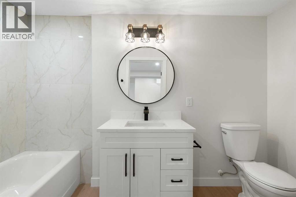 24 Hawkwood Crescent Nw, Calgary, Alberta  T3G 1X5 - Photo 38 - A2295538