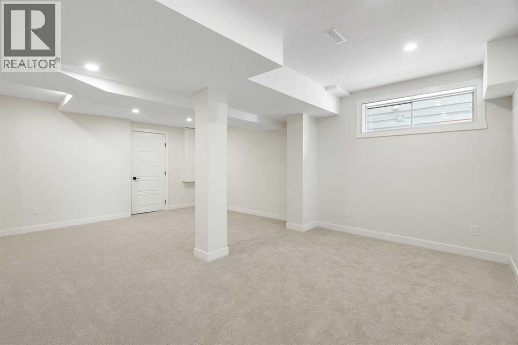 24 Hawkwood Crescent Nw, Calgary, Alberta  T3G 1X5 - Photo 40 - A2295538