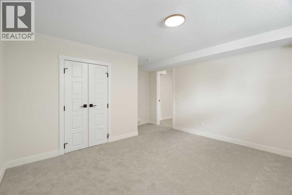 24 Hawkwood Crescent Nw, Calgary, Alberta  T3G 1X5 - Photo 42 - A2295538