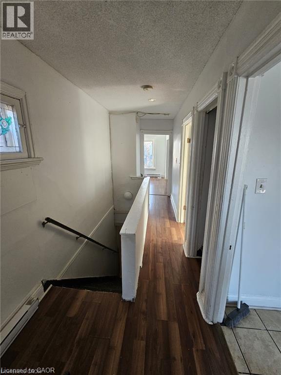 219 Avondale Street, Hamilton, Ontario  L8L 7C4 - Photo 11 - 40821143