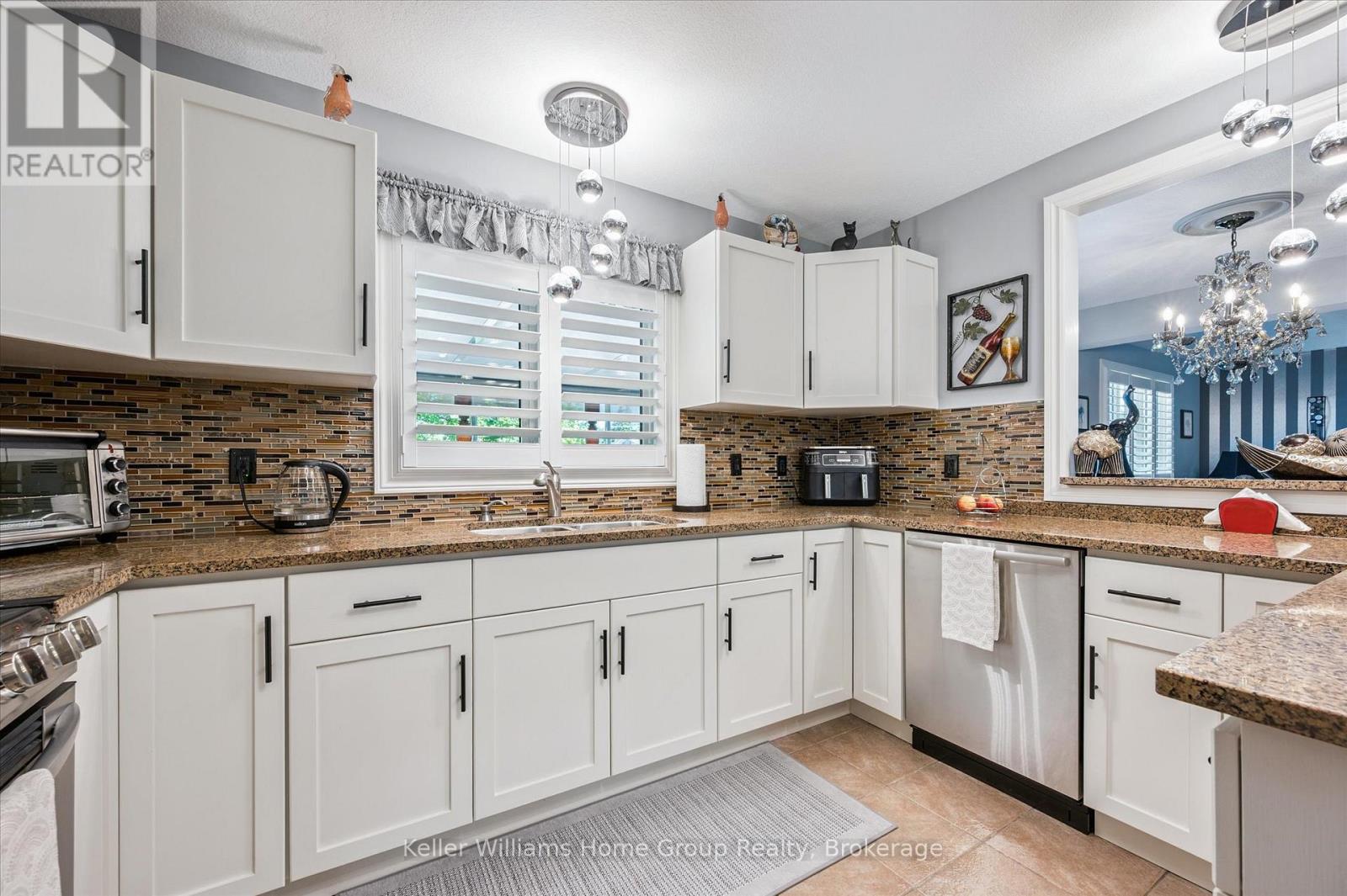 28 Harcourt Place, Centre Wellington, Ontario N1M 0A6 - Photo 15 - X13002136