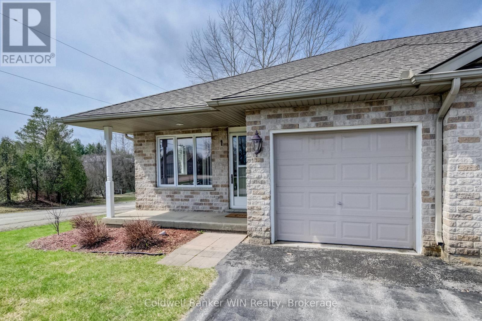 1 - 302 Park Street W, West Grey, Ontario  N0G 1R0 - Photo 23 - X13002352